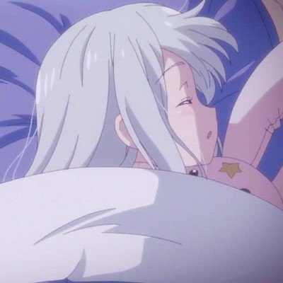 女子醉酒连撞三车 同伙慌忙换座顶包
